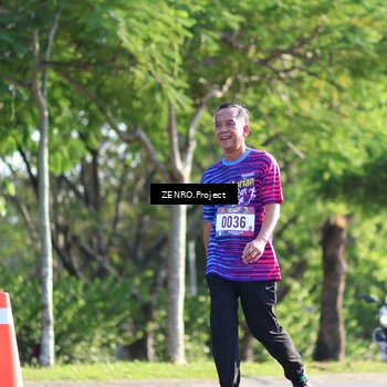 Runner Photo 8017380