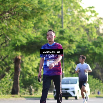 Runner Photo 8017383