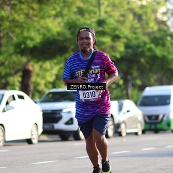 Runner Photo 8017384