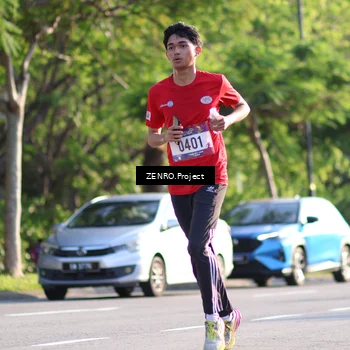 Runner Photo 8017385