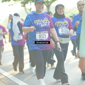 Runner Photo 8017402