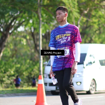 Runner Photo 8017411