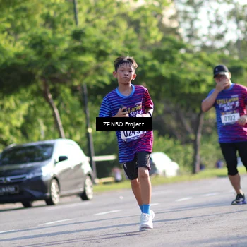 Runner Photo 8017414