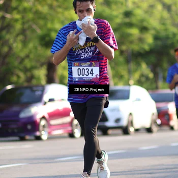 Runner Photo 8017422