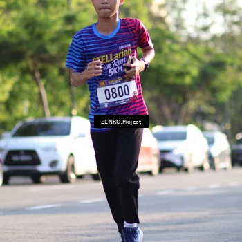 Runner Photo 8017429