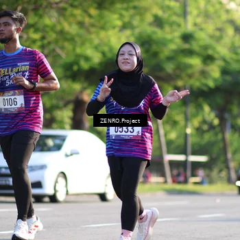 Runner Photo 8017444