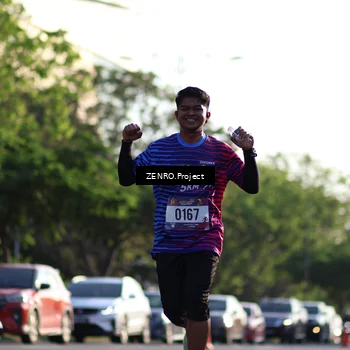 Runner Photo 8017445