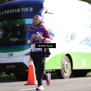 Runner Photo 8017456