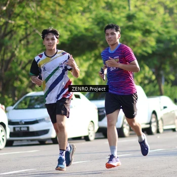 Runner Photo 8017483