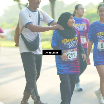 Runner Photo 8017496