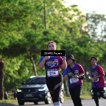 Runner Photo 8017500