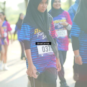 Runner Photo 8017503