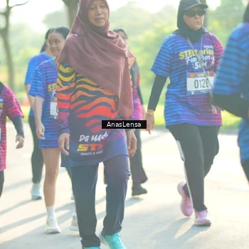 Runner Photo 8017504