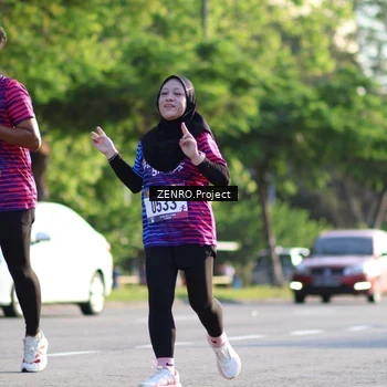 Runner Photo 8017511