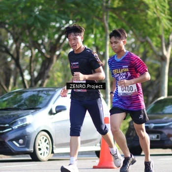 Runner Photo 8017514