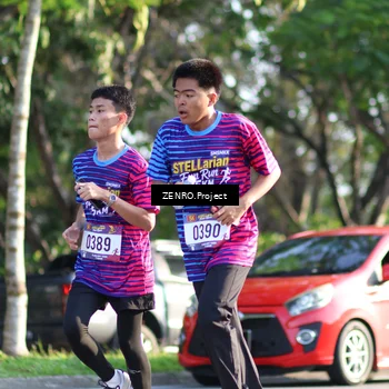 Runner Photo 8017516