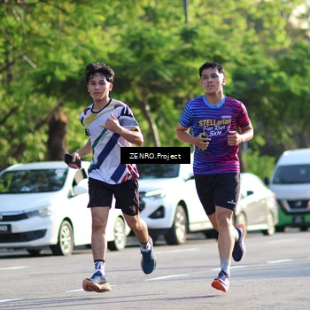 Runner Photo 8017521