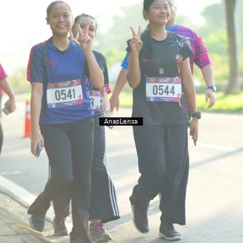 Runner Photo 8017578