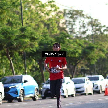Runner Photo 8017588