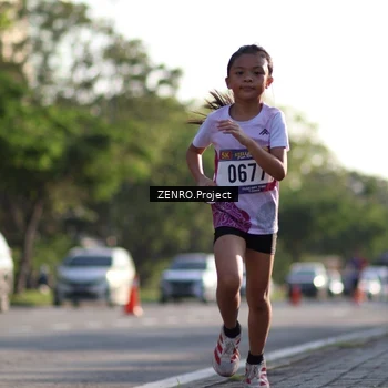 Runner Photo 8017592