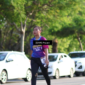Runner Photo 8017605