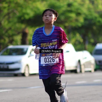 Runner Photo 8017619