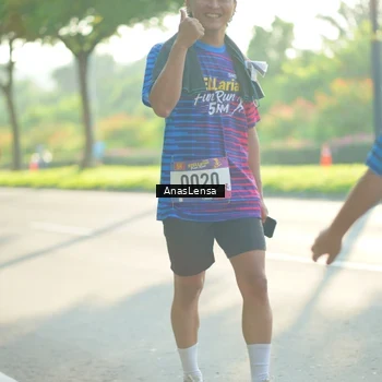 Runner Photo 8017630