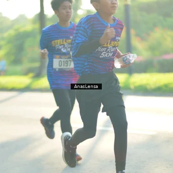 Runner Photo 8017665