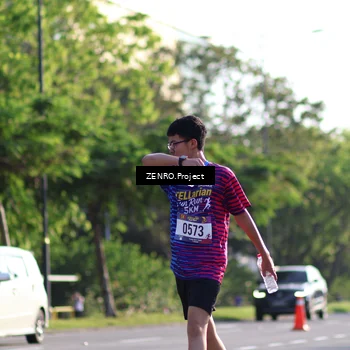 Runner Photo 8017667