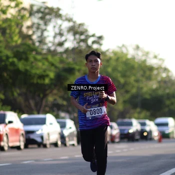 Runner Photo 8017681