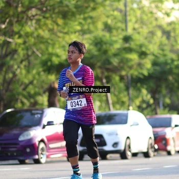 Runner Photo 8017684