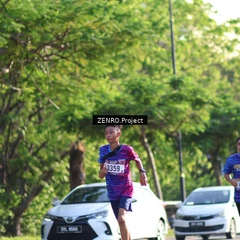 Runner Photo 8017687