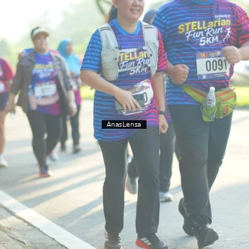 Runner Photo 8017702