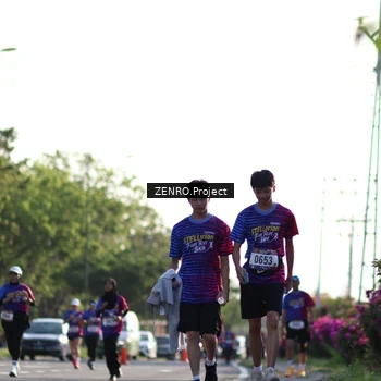 Runner Photo 8017704