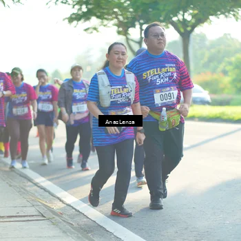 Runner Photo 8017705