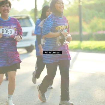 Runner Photo 8017738