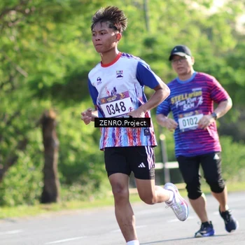 Runner Photo 8017755