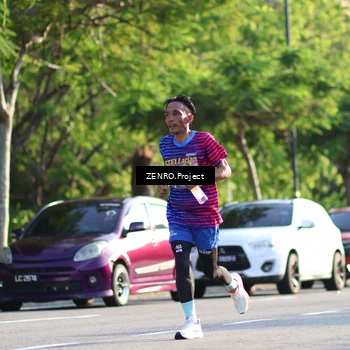Runner Photo 8017763