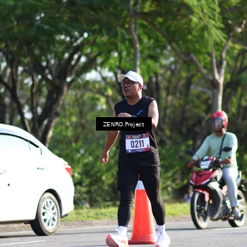 Runner Photo 8017789