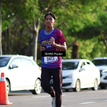 Runner Photo 8017792