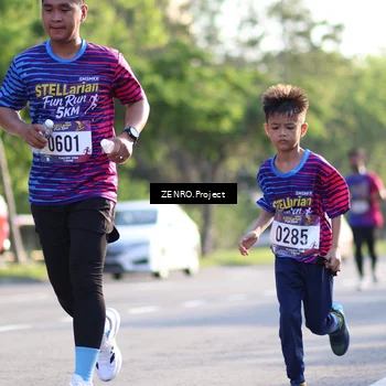 Runner Photo 8017795