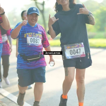 Runner Photo 8017840