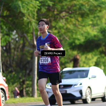Runner Photo 8017848
