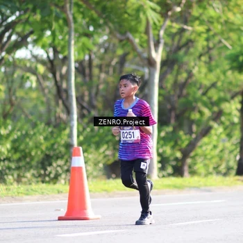 Runner Photo 8017865