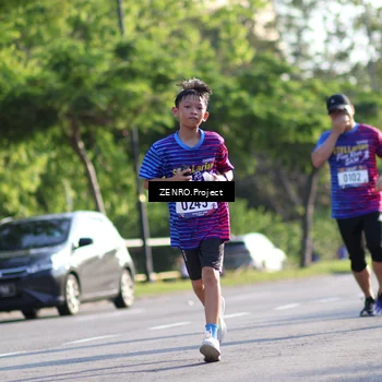 Runner Photo 8017874