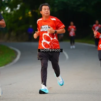 Runner Photo 8017877