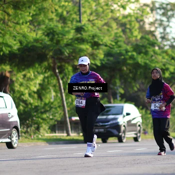 Runner Photo 8017917
