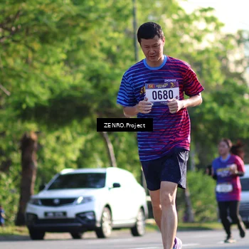 Runner Photo 8017923