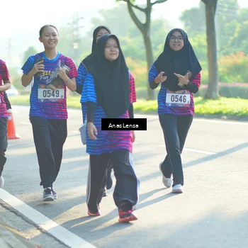 Runner Photo 8017956
