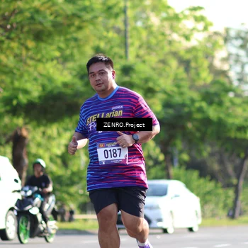 Runner Photo 8017977